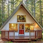Unwind in This Hidden Luxury Cabin in Washington for a Getaway Amid Stunning Natural Beauty