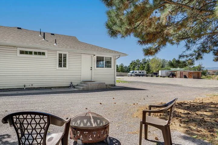 Zen Retreat – Your Peaceful Studio Apartment Getaway in Lehi, Utah