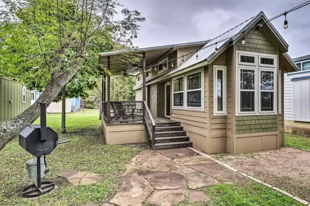 Inside a Beautiful Rustic Tiny Home Just Steps from the San Marcos River