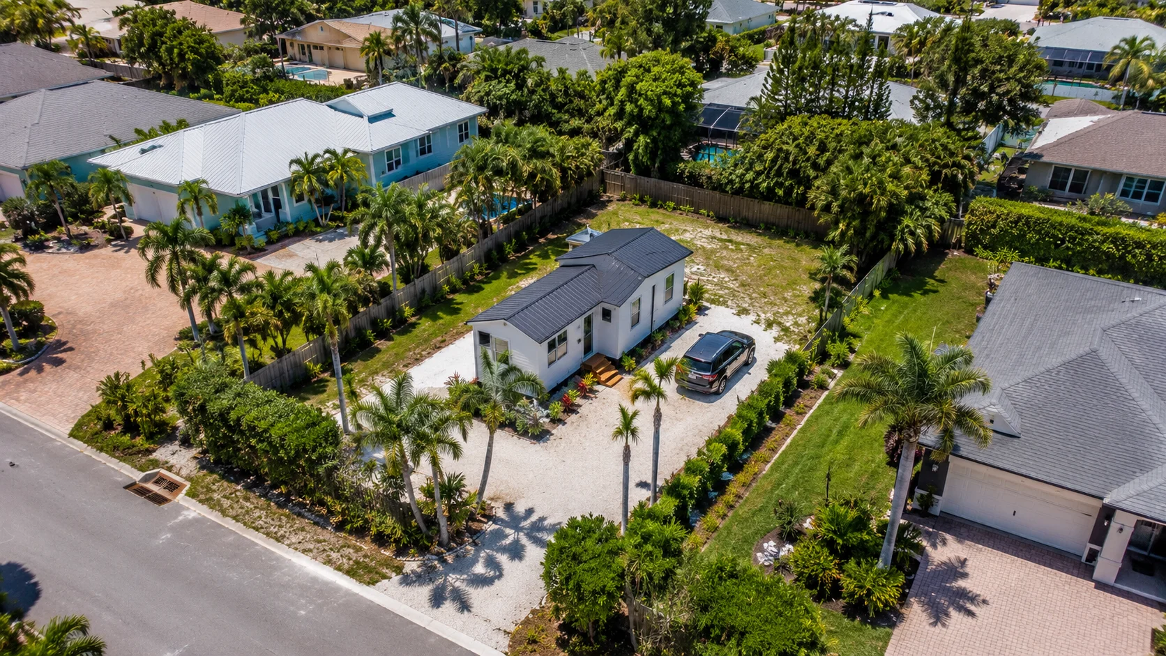 Aerial view of a tiny house property in Florida